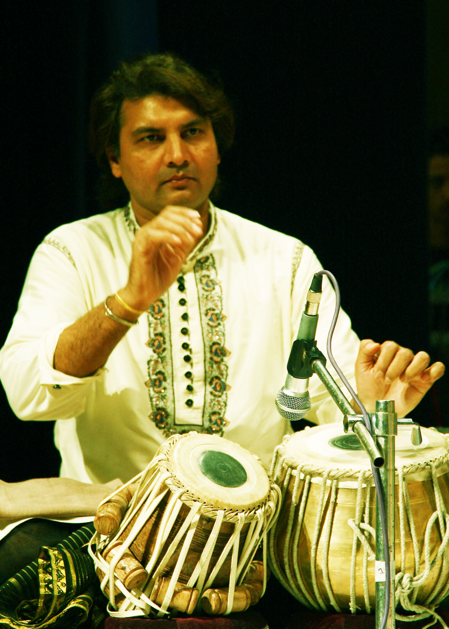 AKRAM KHAN tabla player tabla, tabla music concert new delhi india